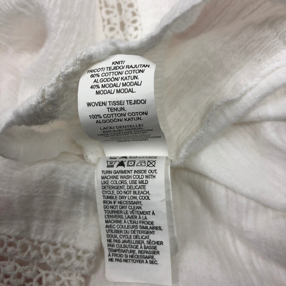 Lucky Brand Lace Yoke Top Small - Picture 7 of 7